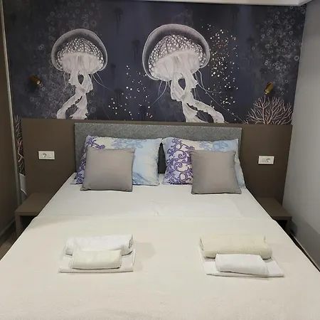 San Mihael Chik Studio Apartament *